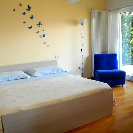 Collemare * Πέζαρο